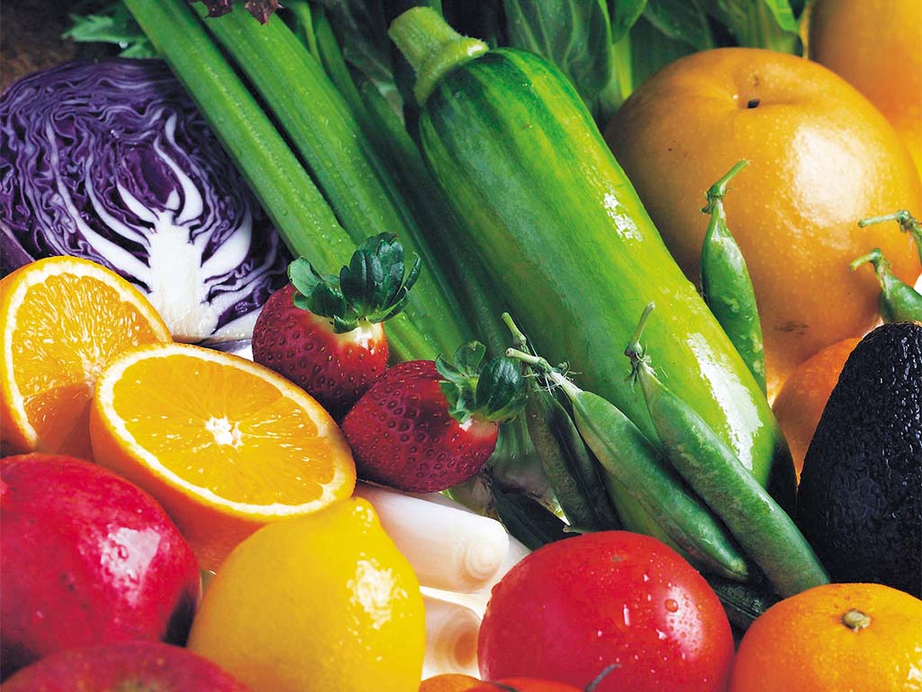 Fruit and Vegetable Consumption Associated with Reduced Risk of COPD