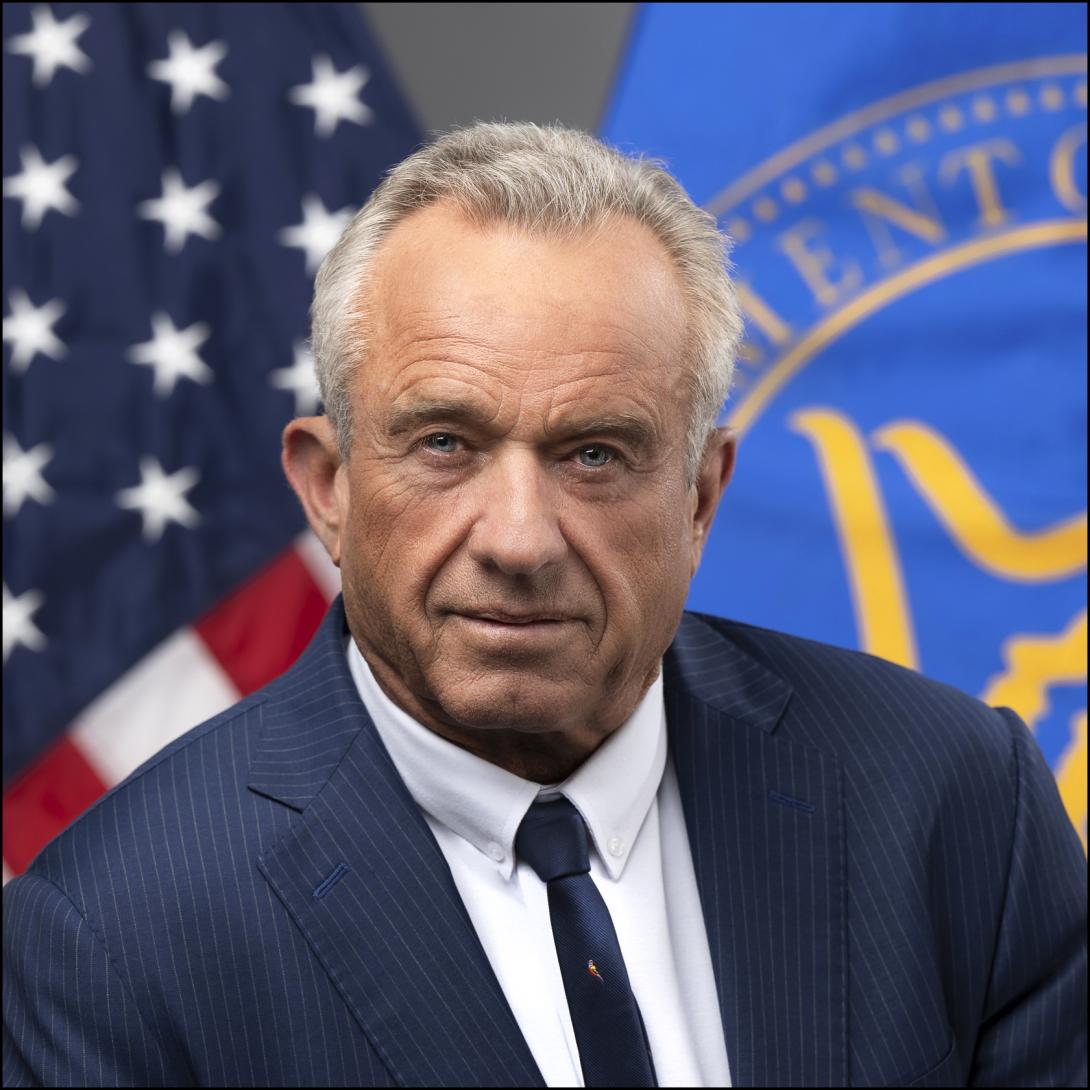 Robert F. Kennedy Jr. official portrait