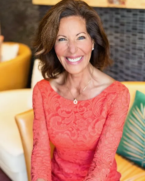 Julie Anné Zeig