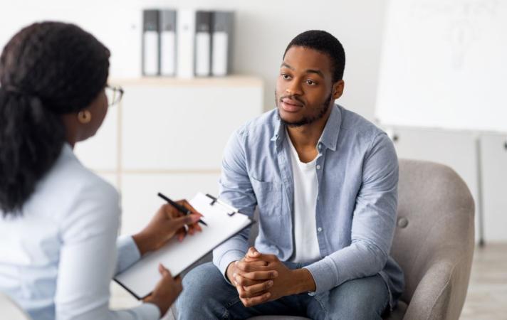 Patient and psychologist 